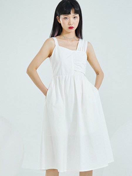 cici-shop女装品牌2022夏季收腰设计感清凉连衣裙