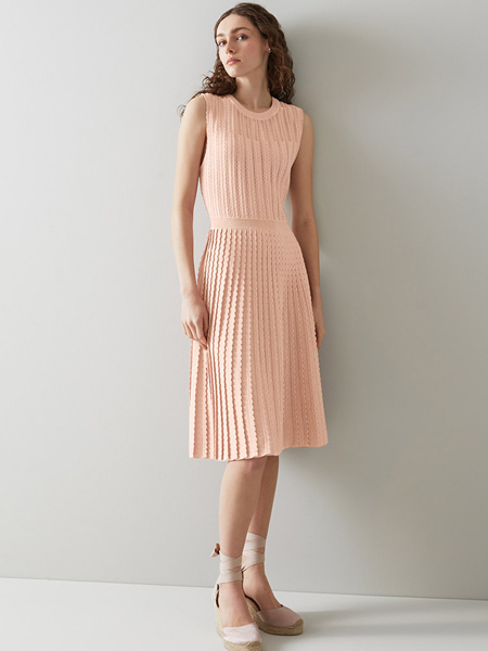 L.K. Bennett女装品牌2022夏季压褶无袖圆领连衣裙
