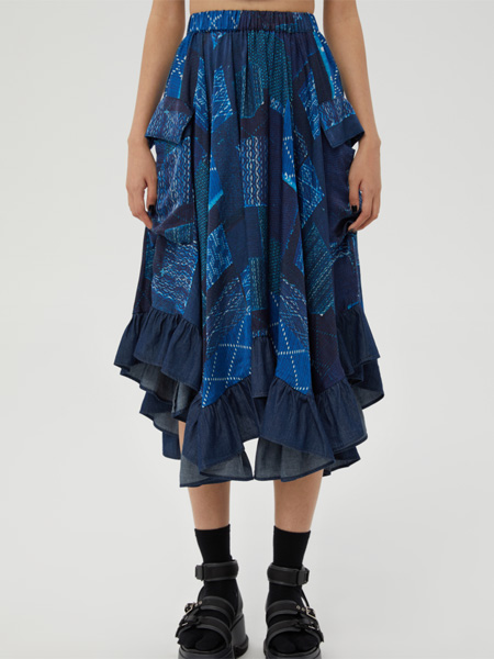依迪索女装品牌2022夏季荷叶边设计感层次感半身裙