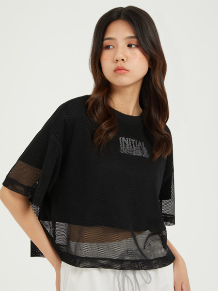 依迪索女装品牌2022夏季街头风个性短款T恤