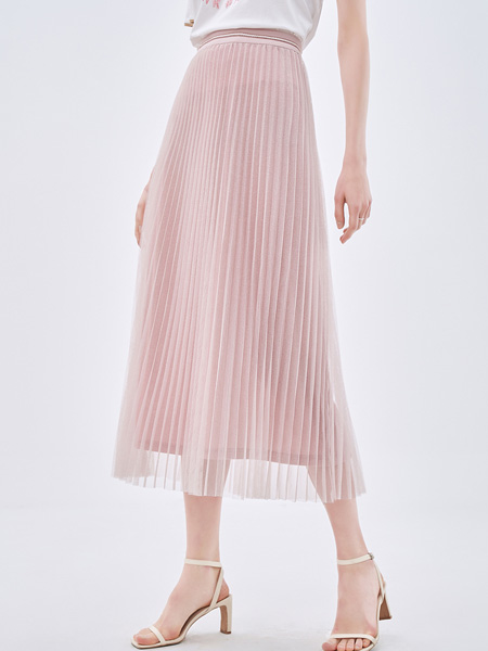 菲妮迪女装品牌2022夏季网纱压褶长款半身裙