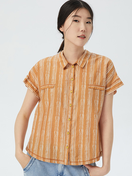 斯琴女装品牌2022夏季日系复古风条纹衬衫