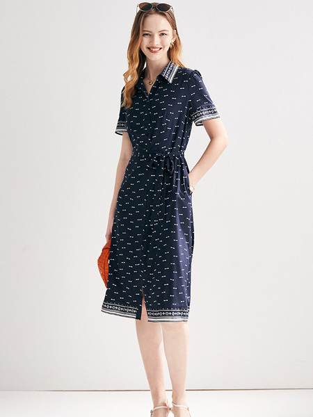 帕罗女装品牌2022夏季条纹满印收腰显瘦连衣裙
