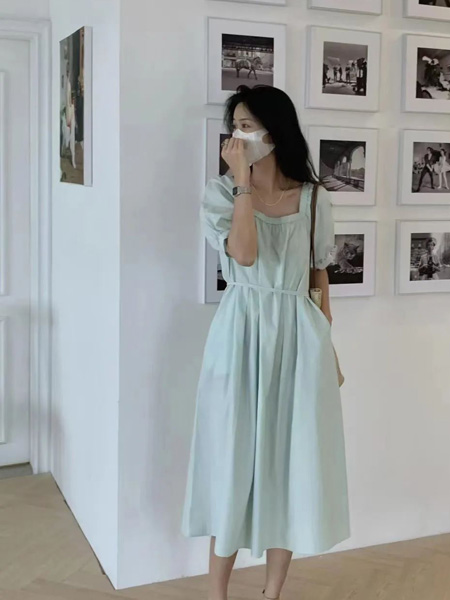 苏柒女装品牌2022夏季温柔文艺气质款连衣裙