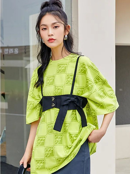 伊纳芙女装品牌2022夏季设计感可爱甜美韩系短袖
