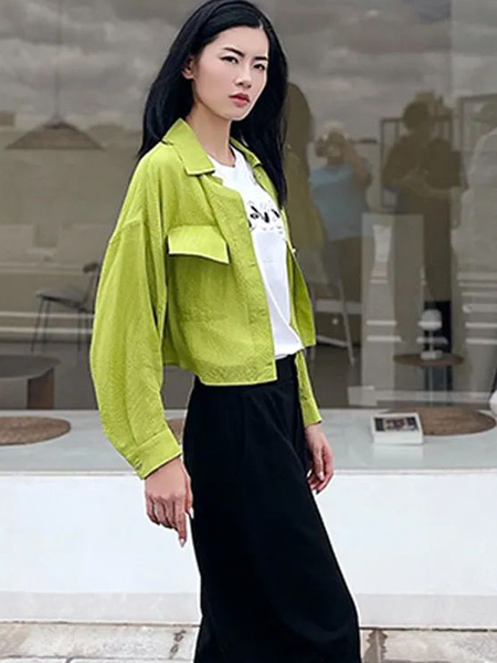 卡汶女装品牌2022秋季个性时尚潮流简约衬衫外套