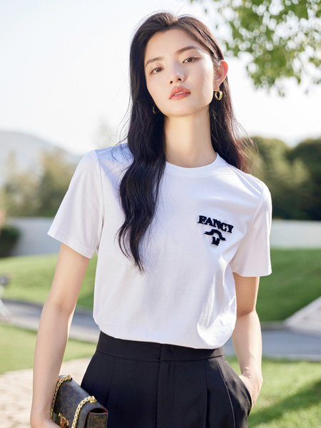 摩凡女装品牌2022夏季运动风透气纯棉T恤