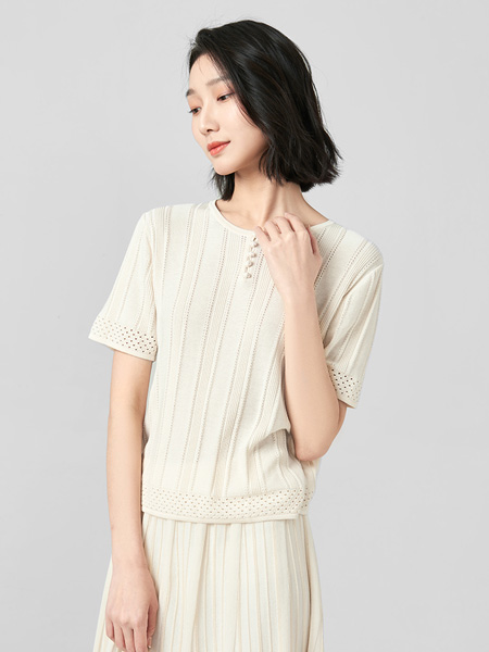 浅秋女装品牌2022夏季针织柔软短款上衣