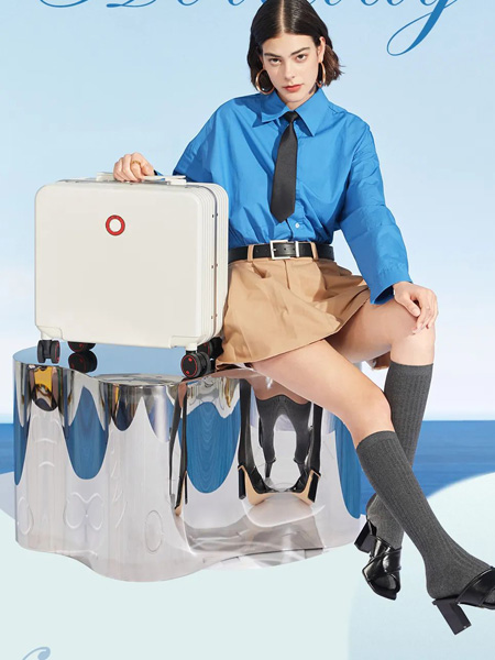 OMI欧米箱包品牌2022夏季实用简约时尚小行李箱