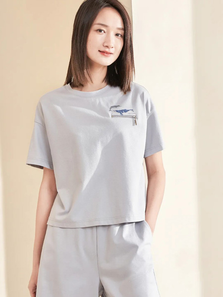 ClothScenery布景女装品牌2022春夏刺绣中国风宽松短袖