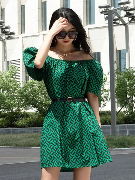 印象主题女装品牌2022夏季名媛复古风气质款优雅连衣裙