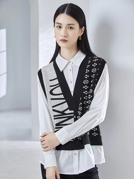 約布女裝品牌2022秋季小香風港風通勤風學院兩件套