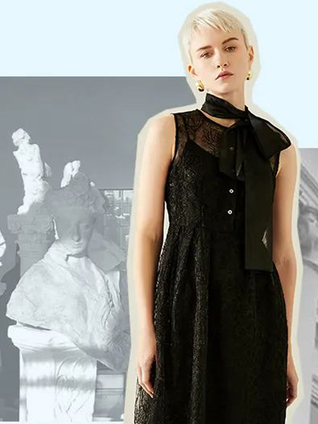 朗黛国际女装品牌2022夏季蕾丝法式赫本风小黑裙