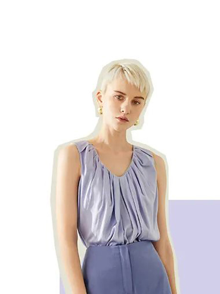 朗黛国际女装品牌2022夏季V领设计感时尚无袖上衣