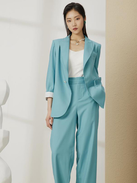 梵凯女装品牌2022秋季OL通勤风修身天蓝色西装套装