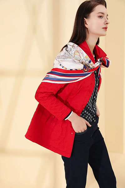 米兰登女装品牌2022秋冬红色长袖气质短款套装