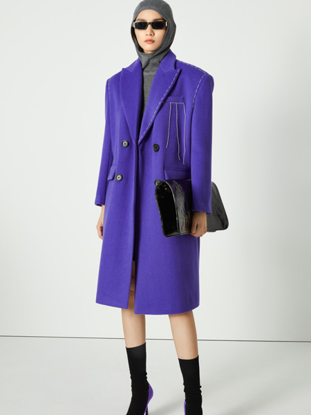 YXZ尤西子女装品牌2022秋冬紫色垫肩长款大衣
