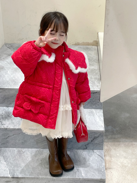洛小米童装品牌2022冬季乖巧甜美红色羽绒
