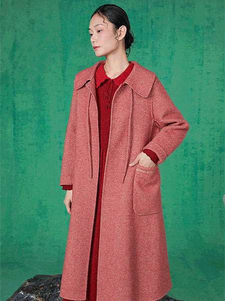 一城画一女装品牌2022秋冬红色韩版中长款外套