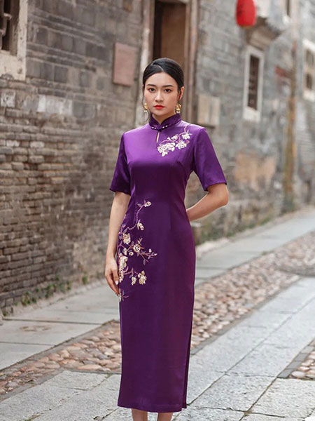 莱素女装品牌紫色中国风旗袍中国风印花旗袍