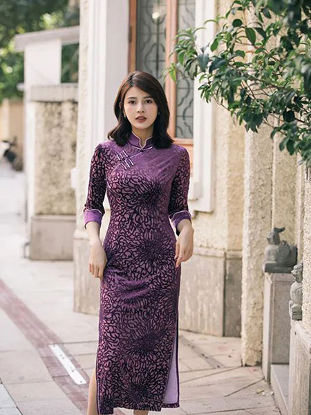 莱素女装品牌紫色中国风旗袍