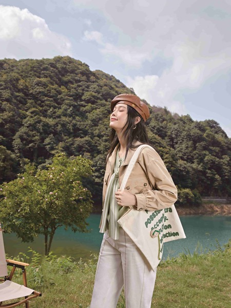 尼赫菲女装品牌2023春夏