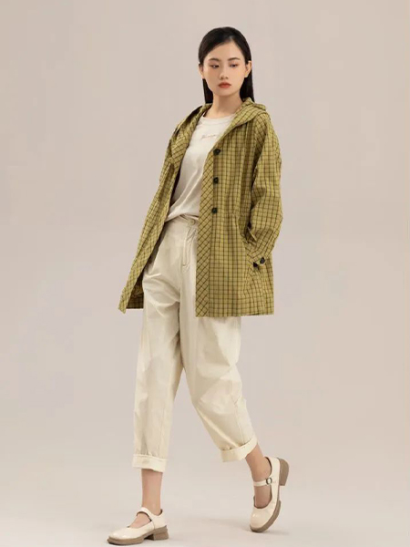 庄玛女装品牌2023秋季绿色格子夹克