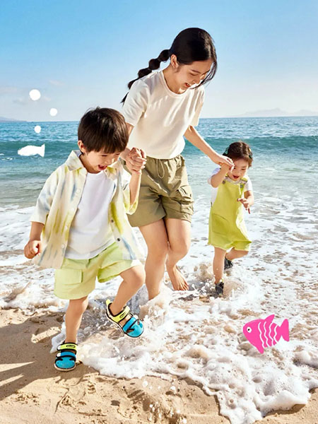 基诺浦鞋帽品牌2024春夏踏浪沙滩系列