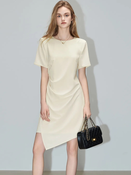德玛纳[dmé]女装品牌2024夏季高级感法式不规则褶皱气质圆领短袖白色连衣裙