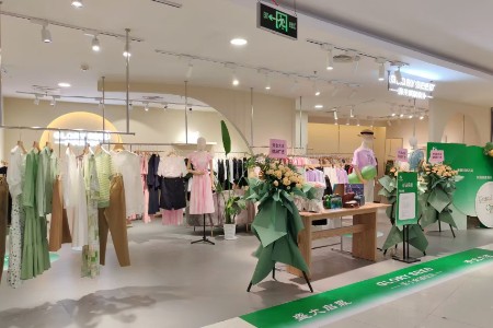 荣子原创女装品牌店铺图片