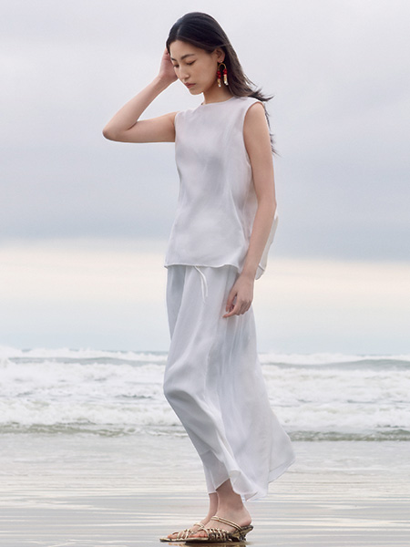 TH2011女装品牌2025夏季