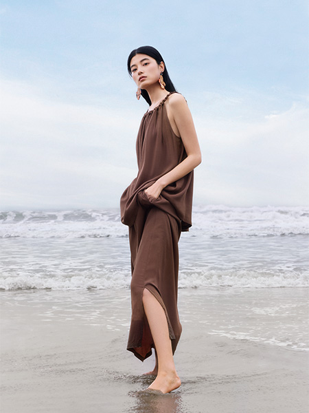 TH2011女装品牌2025夏季