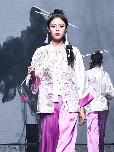 秦西廂女裝品牌2025春夏新國風(fēng)系列
