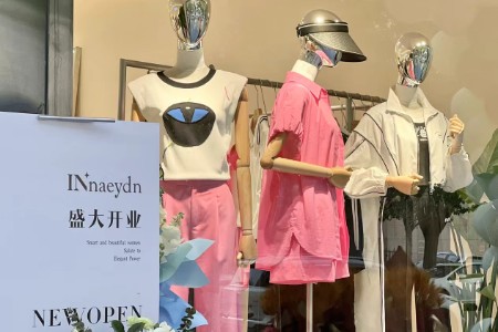 IN+茵嘉店铺图片
