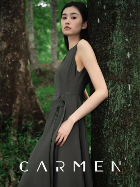 卡蔓女装品牌2025夏季新品
