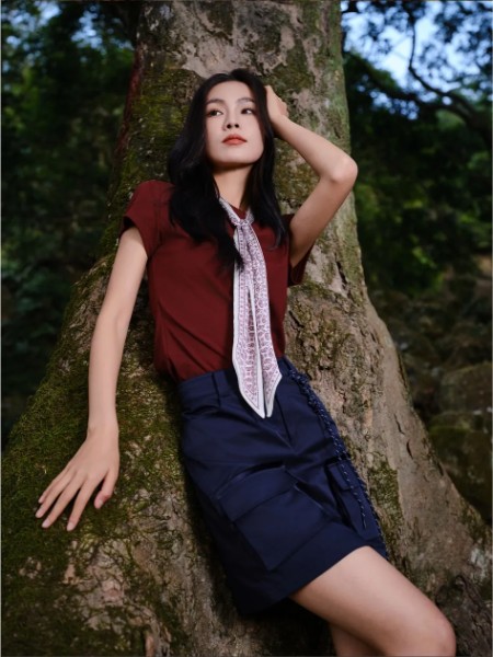 茵嘉女裝品牌2025夏季新品