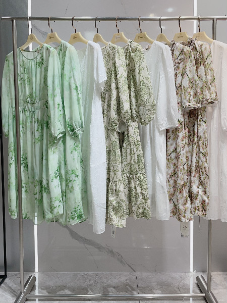 埃芙衣代銷模式女裝品牌2025春夏新品