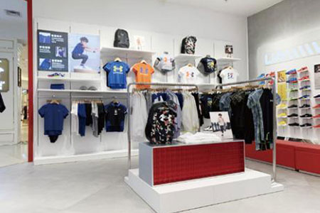 UNDER ARMOUR  KIDS童裝品牌店鋪展示