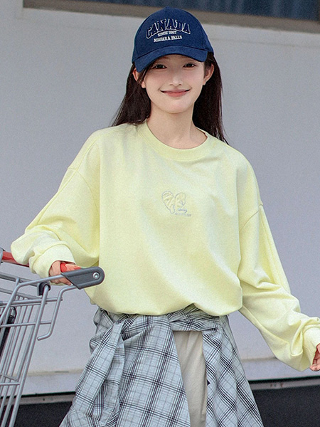 界旗童装品牌2025春夏青少年穿搭
