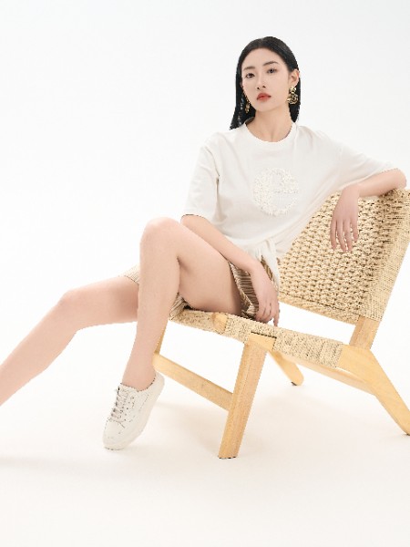 歌詩陌女裝品牌2025夏季新品