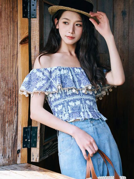 录上女装品牌2025春夏