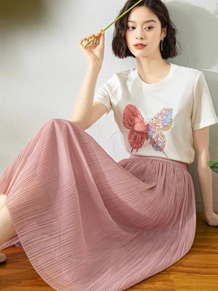 埃芙衣女裝撤柜品牌2025夏季新品新中式T恤