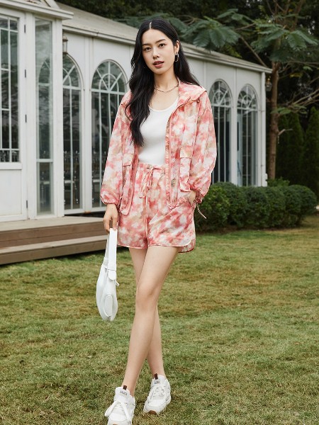 姚領(lǐng)女裝品牌2025夏季新品