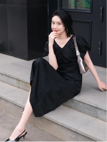 C'EST LILITH希莉莉斯女裝品牌2025夏季新品