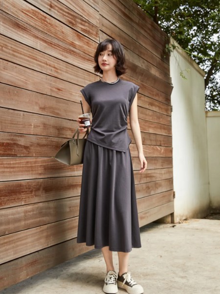 艾凸蘇希女裝品牌2025春夏新品