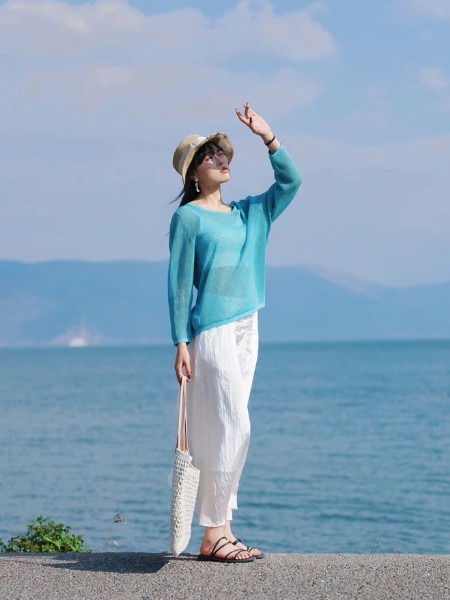 艾凸蘇希女裝品牌2025春夏新品
