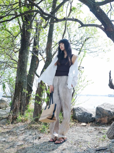 艾凸蘇希女裝品牌2025春夏新品
