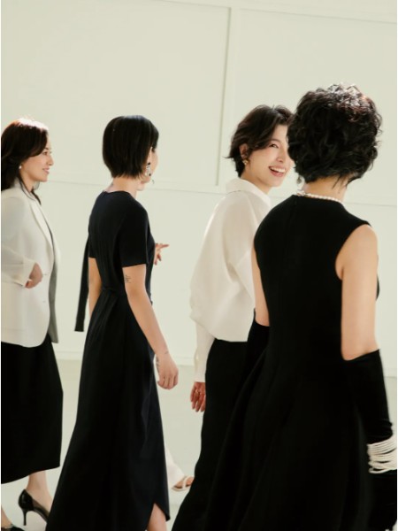 佛尼亚威廉希尔中文官网威廉希尔中文网2025夏季新品