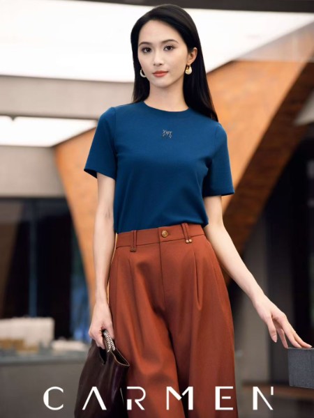卡蔓女装品牌2025秋季新品