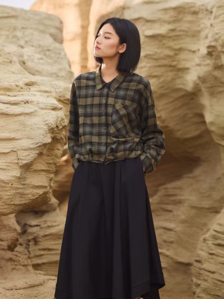 述忘女装品牌2025秋季新品